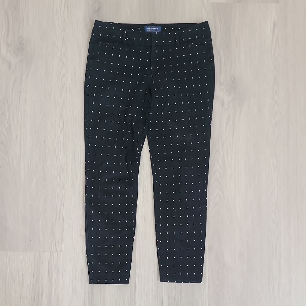Old navy pixie mid rise Black diamond Polka Dot skinny Pants size 4 black white